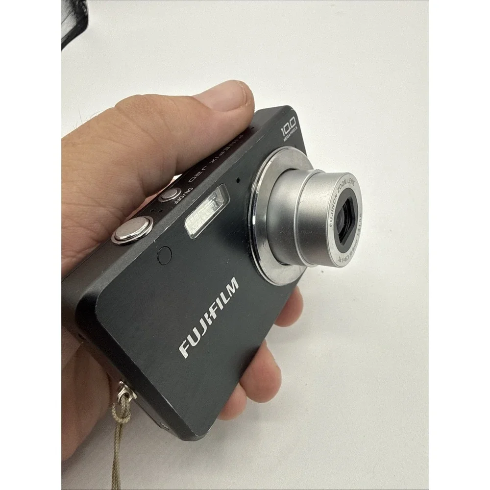 Fujifilm FinePix J20 10.0MP Digital Camera Black Battey+Charger Tested Read